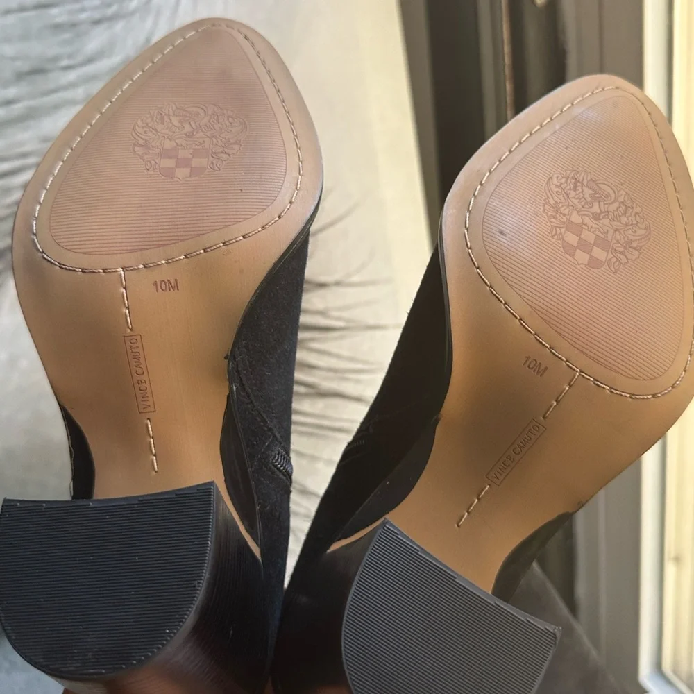 Vince Camuto vince camuto